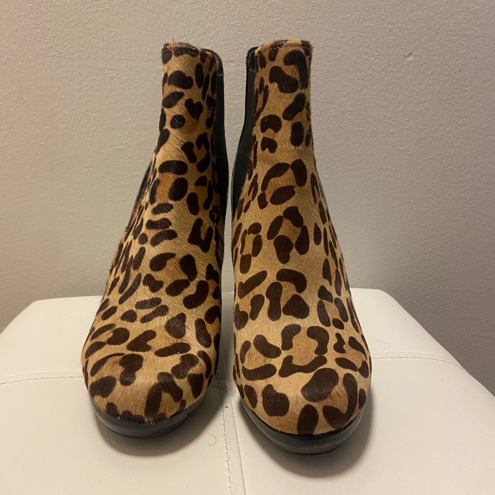 Calvin Klein Brown Tan Ankle Boots Leopard Print